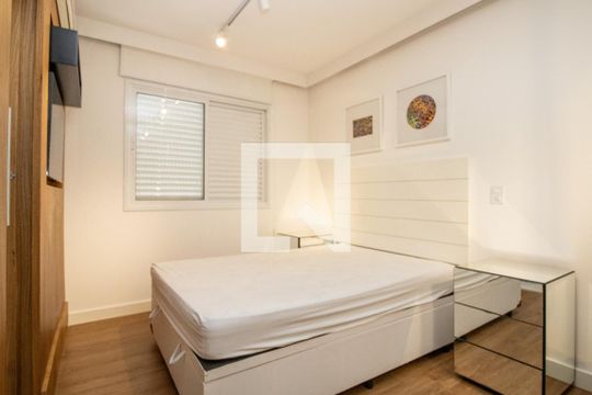 Quarto, panorâmica e cama de casal  de apartamento à venda com 1 quarto, 58m² em Itaim Bibi, São Paulo