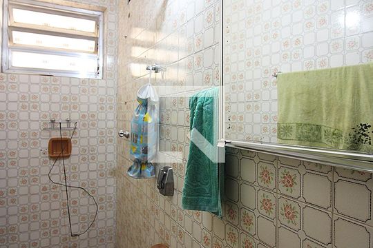 Banheiro da Suíte  de casa à venda com 3 quartos, 294m² em Vila Caminho do Mar, São Bernardo do Campo