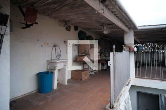 Varanda de casa à venda com 6 quartos, 224m² em Artur Alvim, São Paulo