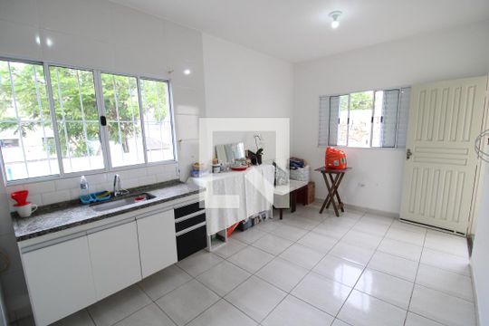 Casa 2 - Cozinha de casa à venda com 6 quartos, 200m² em Parque Peruche, São Paulo