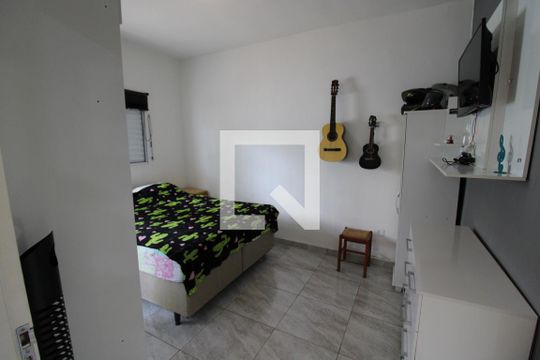 Quarto 2 de casa à venda com 6 quartos, 200m² em Parque Peruche, São Paulo