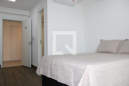 Apartamento para alugar com 1 quarto, 27m² em Parada Inglesa, São Paulo