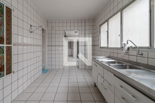 Cozinha de apartamento à venda com 2 quartos, 107m² em Paraíso, São Paulo