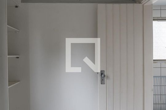 Quarto de serviço de apartamento à venda com 2 quartos, 107m² em Paraíso, São Paulo