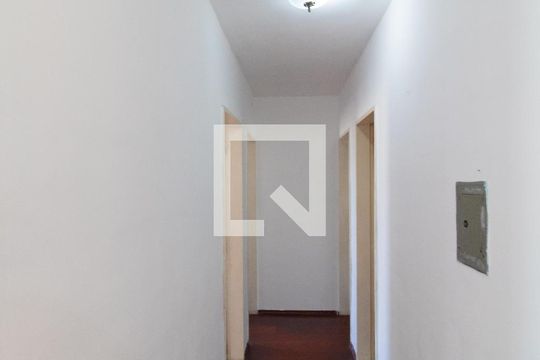 Corredor de apartamento para alugar com 3 quartos, 80m² em Vila Proost de Souza, Campinas