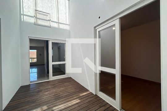 Vista Sala de casa à venda com 4 quartos, 156m² em Rincão, Novo Hamburgo