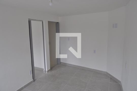 Quarto 1 de casa à venda com 2 quartos, 35m² em Engenho de Dentro, Rio de Janeiro