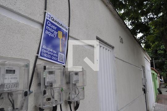 Fachada de casa à venda com 2 quartos, 35m² em Engenho de Dentro, Rio de Janeiro