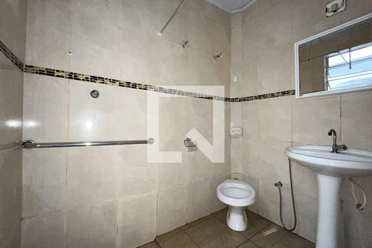 Banheiro de casa para alugar com 3 quartos, 80m² em Americanópolis, São Paulo