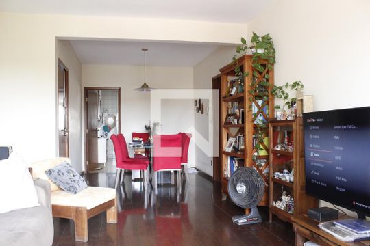Apartamento para alugar com 3 quartos, 135m² em Cambuí, Campinas