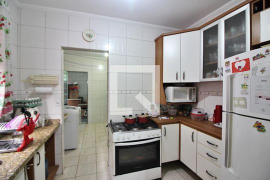 Cozinha de casa à venda com 4 quartos, 213m² em Vila Santa Terezinha, São Bernardo do Campo