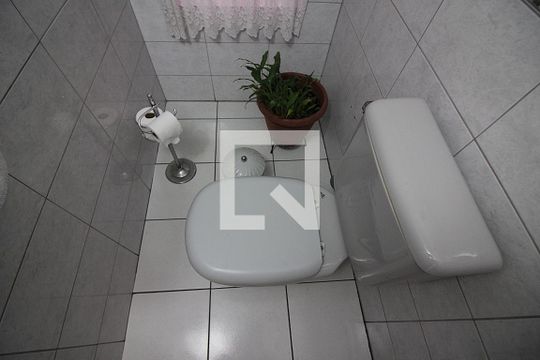 Lavabo  de casa à venda com 4 quartos, 213m² em Vila Santa Terezinha, São Bernardo do Campo
