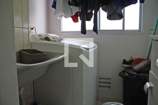 Área de serviço de apartamento para alugar com 2 quartos, 57m² em Cidade Satélite Íris, Campinas