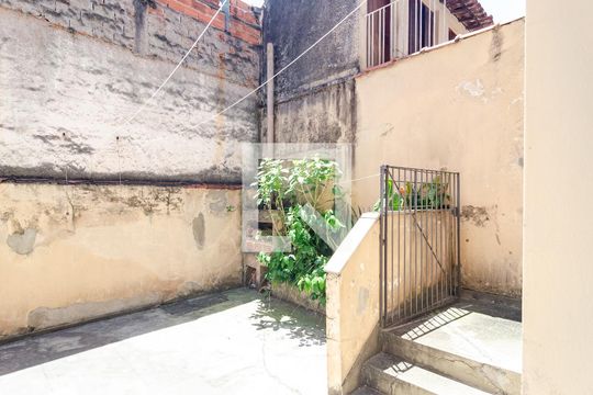 Quintal de casa à venda com 3 quartos, 199m² em Vila Santa Catarina, São Paulo