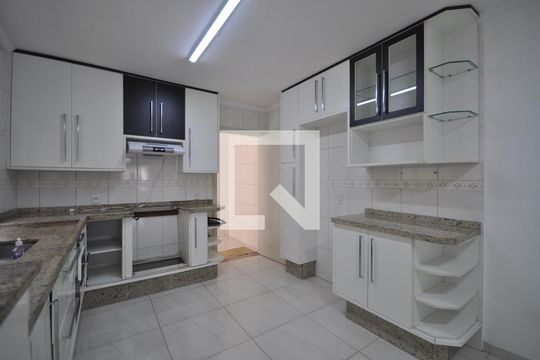 Cozinha de casa à venda com 3 quartos, 164m² em Vila Constança, São Paulo