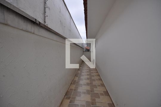 Corredor lateral de casa à venda com 3 quartos, 164m² em Vila Constança, São Paulo