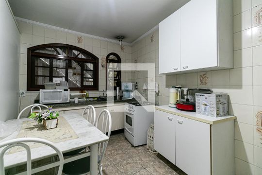 Cozinha de casa para alugar com 8 quartos, 384m² em Cidade Mãe do Céu, São Paulo