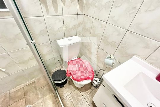 Banheiro Social de casa à venda com 2 quartos, 120m² em Casa Verde, São Paulo