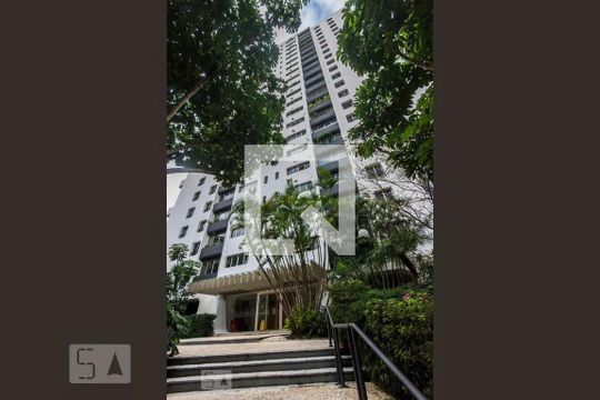 Fachada de apartamento para alugar com 3 quartos, 127m² em Vila Nova Conceição, São Paulo