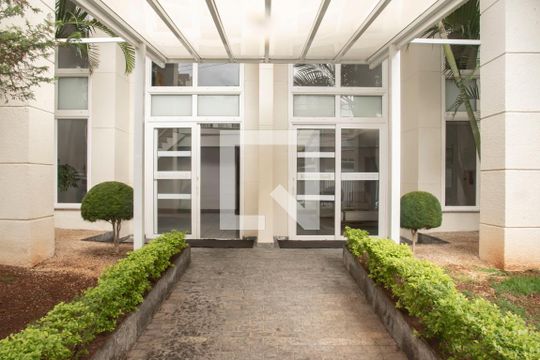 Entrada de apartamento à venda com 3 quartos, 94m² em Vila da Saúde, São Paulo