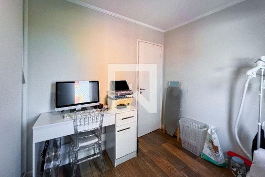 Quarto de apartamento à venda com 2 quartos, 57m² em Indianópolis, São Paulo