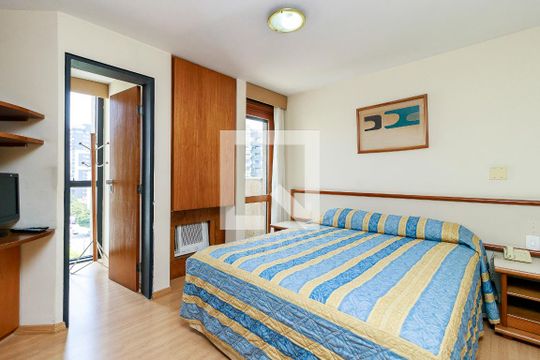 Quarto de apartamento para alugar com 1 quarto, 50m² em Campo Belo, São Paulo