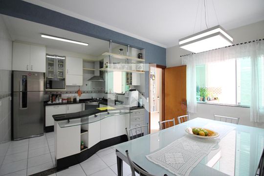 Copa e Cozinha de casa à venda com 3 quartos, 196m² em Jardim Maria Cecilia, São Bernardo do Campo