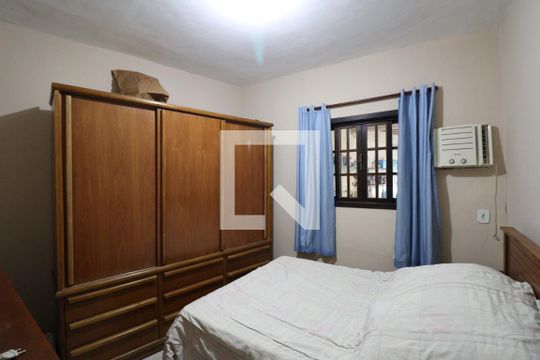 Quarto 1 de casa à venda com 2 quartos, 100m² em Mutuá, São Gonçalo