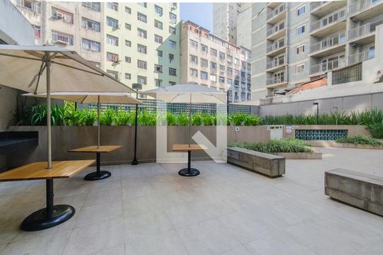 Área comum - Churrasqueira de kitnet/studio para alugar com 1 quarto, 22m² em Sé, São Paulo
