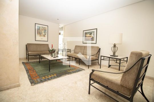 Área comum- Living de entrada de apartamento à venda com 3 quartos, 130m² em Itaim Bibi, São Paulo