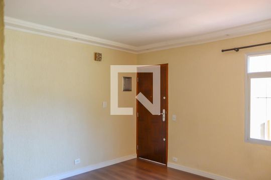 Sala de apartamento para alugar com 2 quartos, 60m² em Baeta Neves, São Bernardo do Campo
