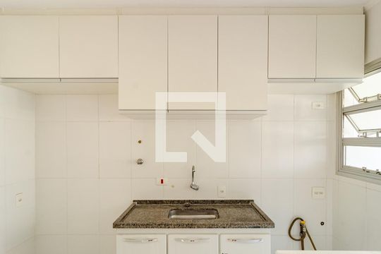Cozinha de apartamento à venda com 1 quarto, 45m² em Vila Santa Catarina, São Paulo