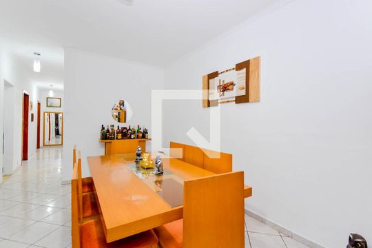 Sala de casa à venda com 5 quartos, 280m² em Jardim Aida, Guarulhos