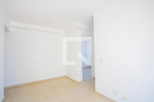 Sala de apartamento para alugar com 2 quartos, 45m² em Vila Homero Thon, Santo André