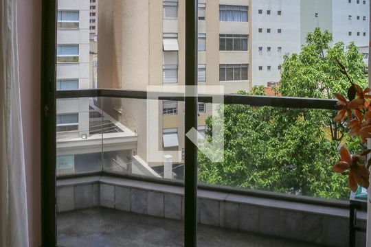 Vista de apartamento à venda com 3 quartos, 178m² em Perdizes, São Paulo