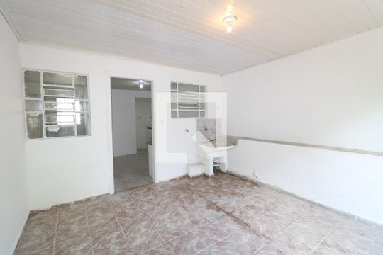 Área de Serviço de apartamento para alugar com 2 quartos, 80m² em Vila Gustavo, São Paulo