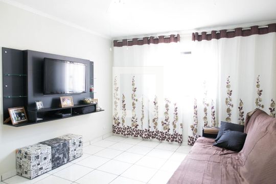 Sala de casa à venda com 3 quartos, 230m² em Parque das Nações, Santo André
