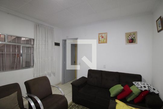 Sala de casa à venda com 2 quartos, 140m² em Parque Císper, São Paulo