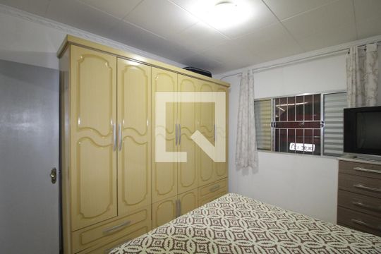 Quarto 1  de casa à venda com 2 quartos, 140m² em Parque Císper, São Paulo