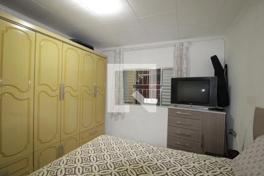 Quarto 1  de casa à venda com 2 quartos, 140m² em Parque Císper, São Paulo
