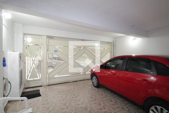 Garagem de casa à venda com 2 quartos, 140m² em Parque Císper, São Paulo