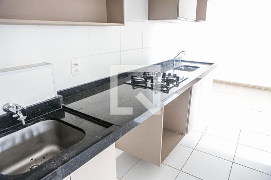 Cozinha de apartamento para alugar com 2 quartos, 36m² em Parque São Vicente, Santo André