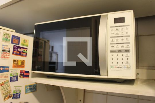 Detalhe Cozinha de apartamento para alugar com 1 quarto, 40m² em Botafogo, Rio de Janeiro