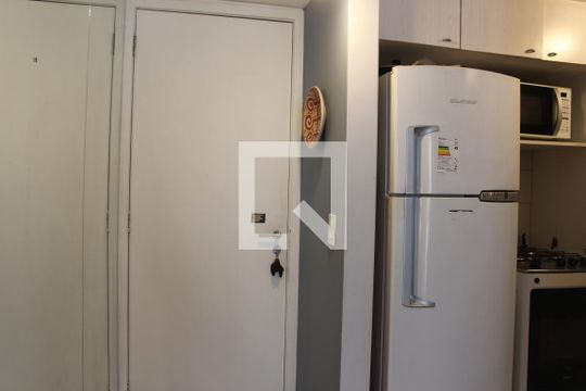Cozinha de apartamento para alugar com 1 quarto, 40m² em Botafogo, Rio de Janeiro