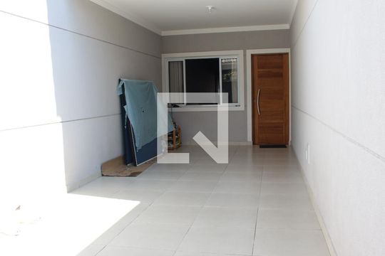 Garagem de casa à venda com 3 quartos, 149m² em Imirim, São Paulo
