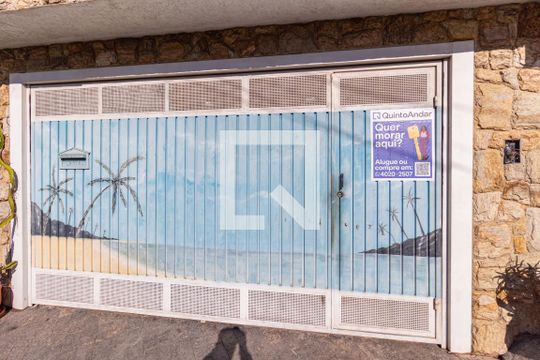Fachada de casa à venda com 4 quartos, 150000m² em Conceição, Osasco