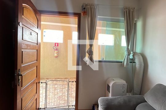 Sala de apartamento à venda com 1 quarto, 30m² em Vila Nhocune, São Paulo