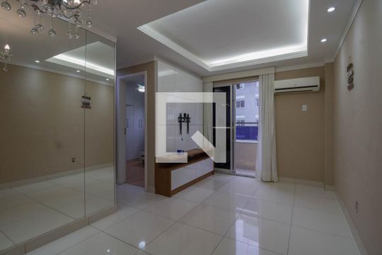 Apartamento à venda com 2 quartos, 56m² em Pechincha, Rio de Janeiro