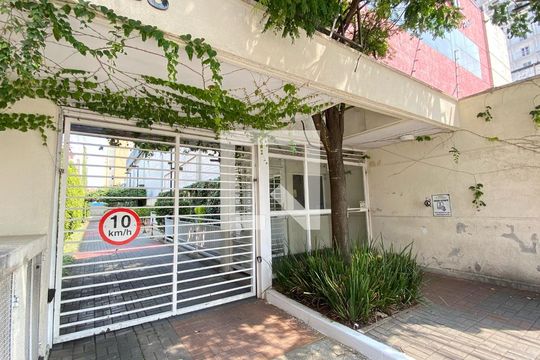 Fachada do Prédio  de apartamento para alugar com 1 quarto, 30m² em Brás, São Paulo