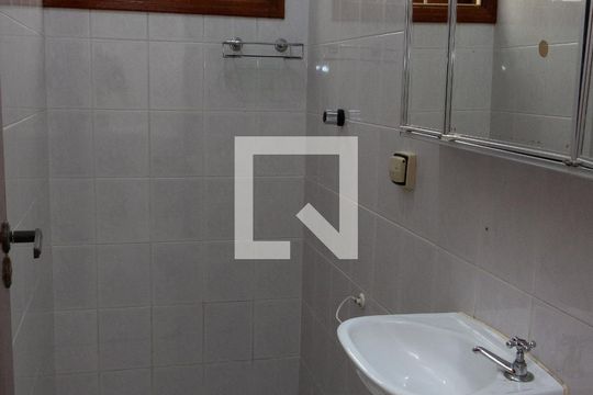 Área de Serviço de casa à venda com 3 quartos, 136m² em Parque Ipê, São Paulo